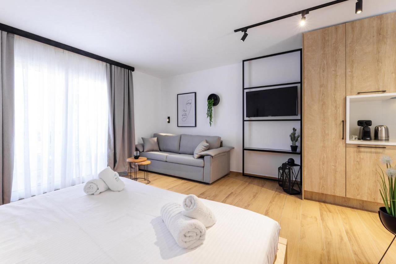 Kentro Luxury Suites Hanioti Exteriör bild