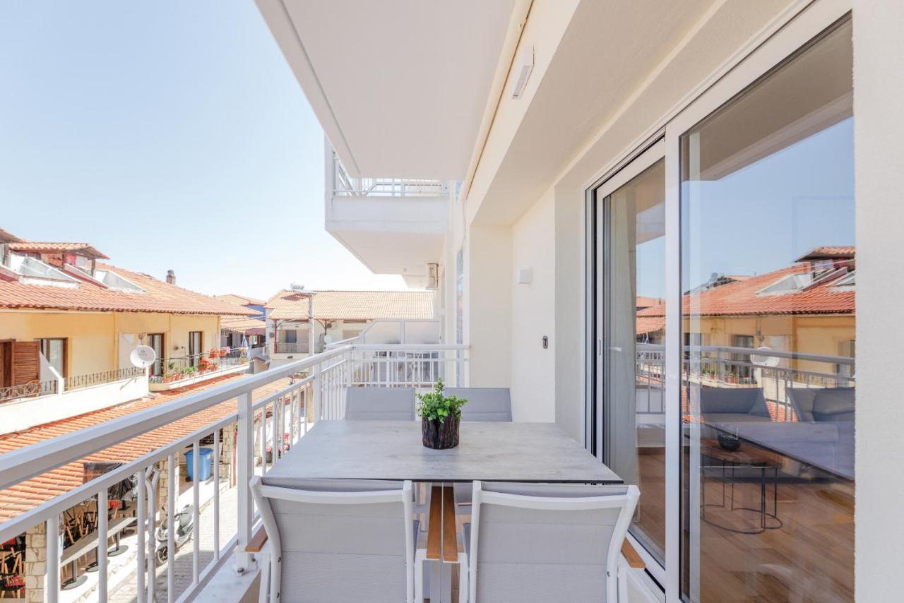 Kentro Luxury Suites Hanioti Exteriör bild