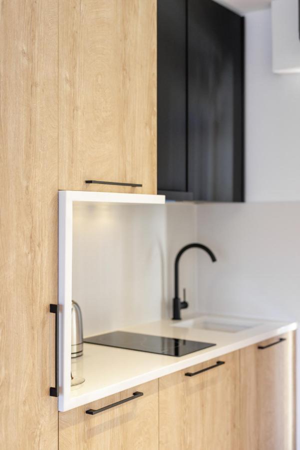 Kentro Luxury Suites Hanioti Exteriör bild