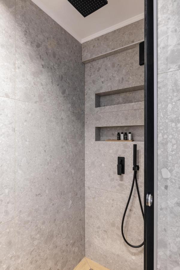 Kentro Luxury Suites Hanioti Exteriör bild