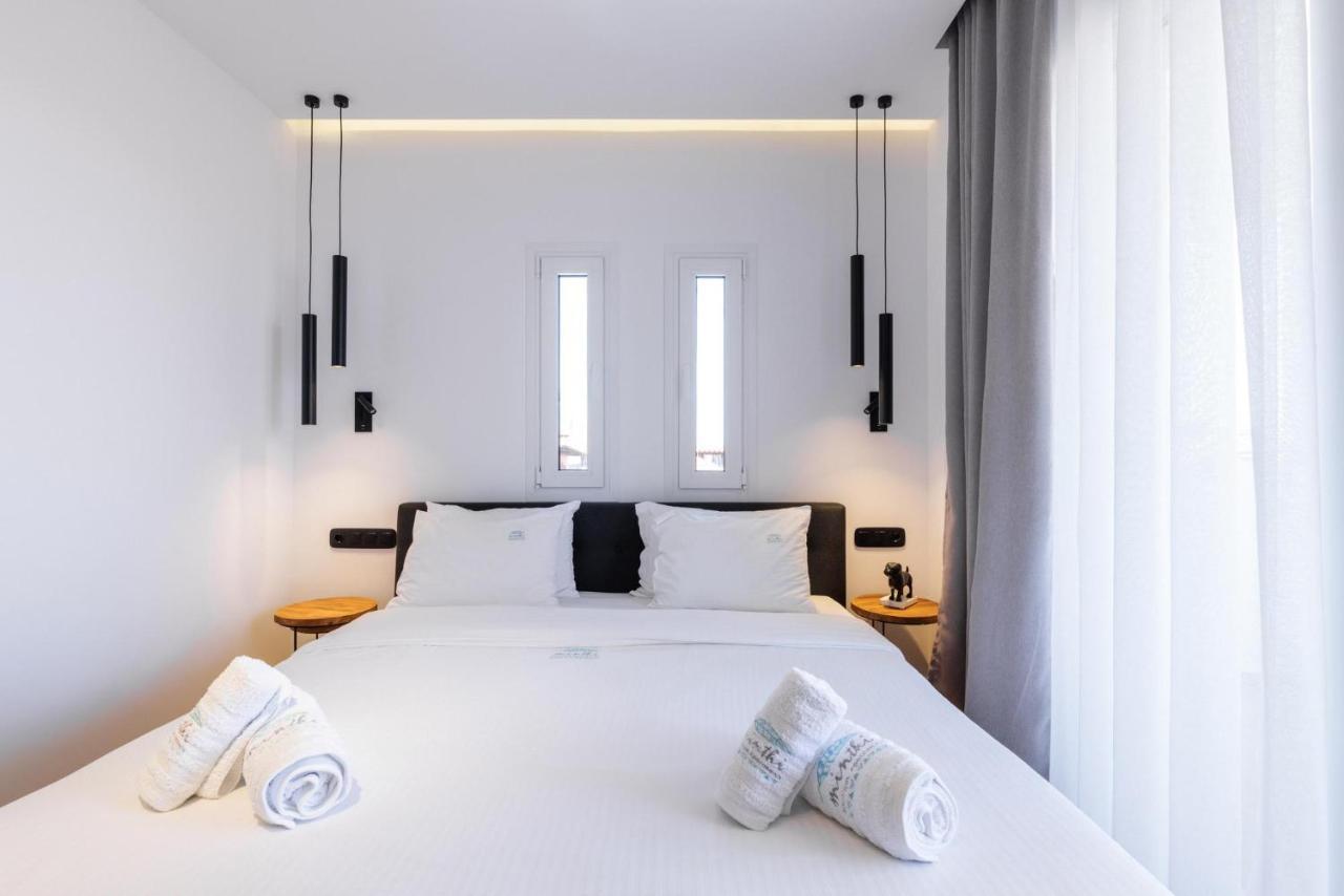 Kentro Luxury Suites Hanioti Exteriör bild