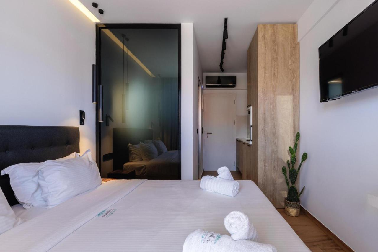 Kentro Luxury Suites Hanioti Exteriör bild